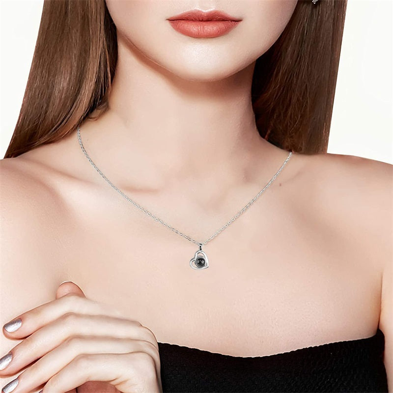 Hidden Moments – Personalized Projection Necklace for Couples