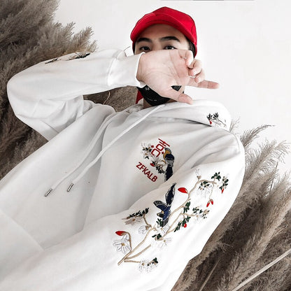 Cozy Love in Style – Embroidered Couple Hoodies